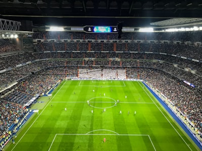مباراةبرشلونةوباريس2017معجزةكامبنوالتيهزتعالمكرةالقدم